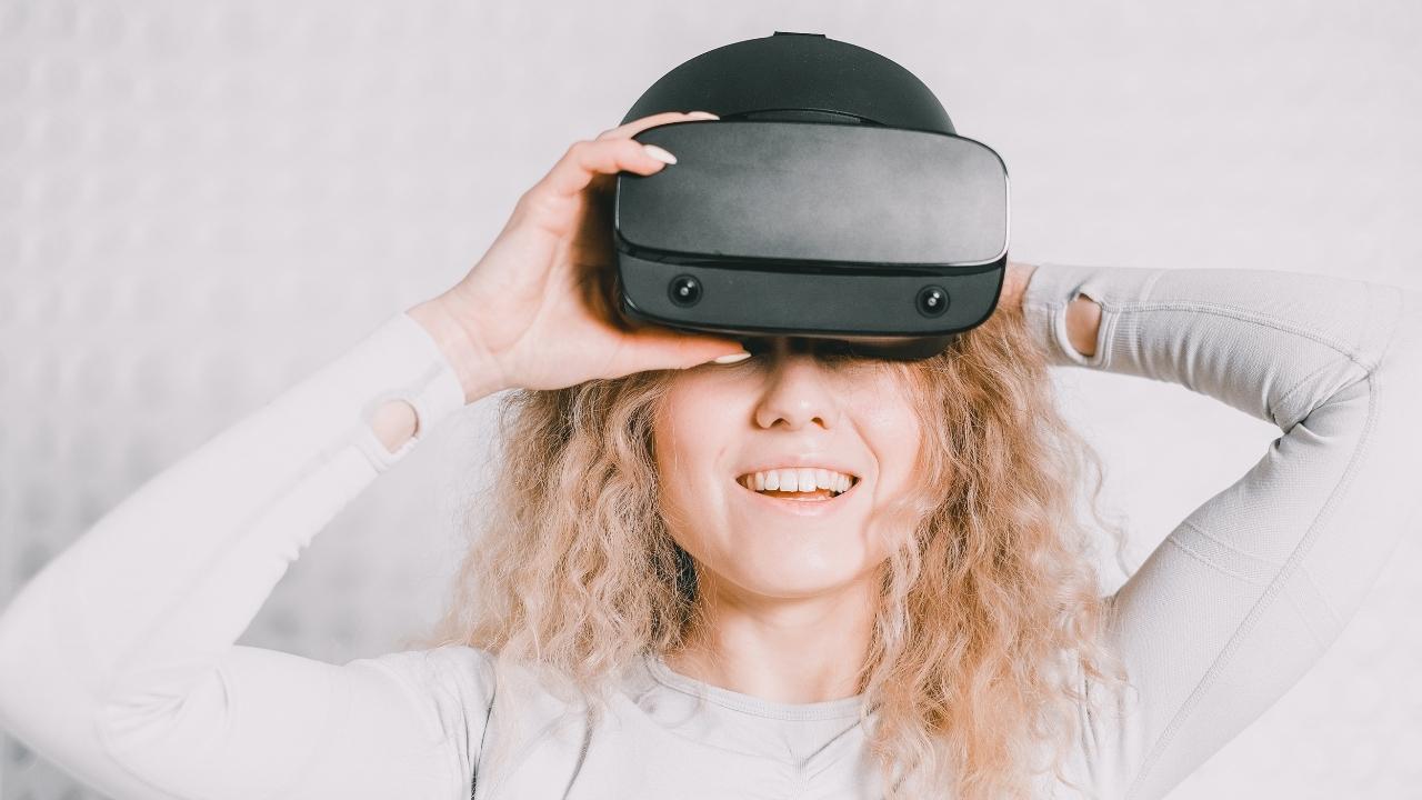 Woman wearing VR Headset